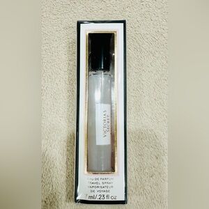 VICTORIAS SECRET ~ TEASE Creme Cloud EAU DE PARFUM ROLLERBALL ~ .23 OZ